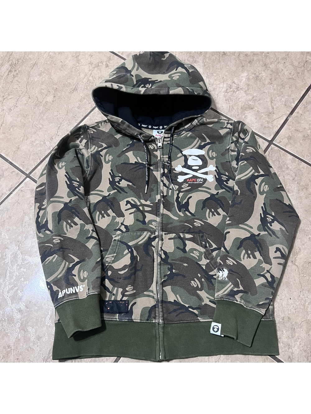 Aape by A Bathing Ape Streetwear Camouflage Full Zip Hoodie Sweater Size Small
